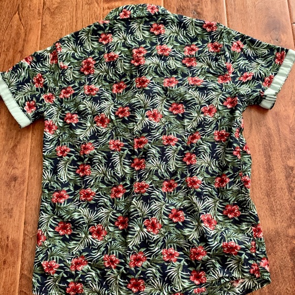 Craft and Flow boys button down - Picture 2 of 2